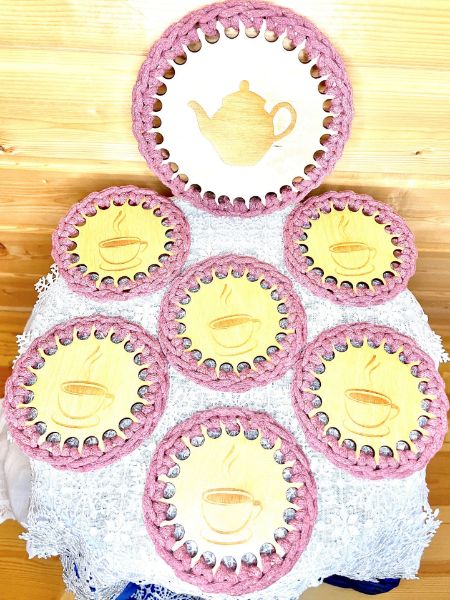 Obrazek Różowe podkładki do kawy