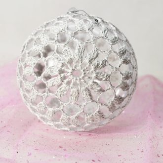 Biała bombka 3 - 10 cm.